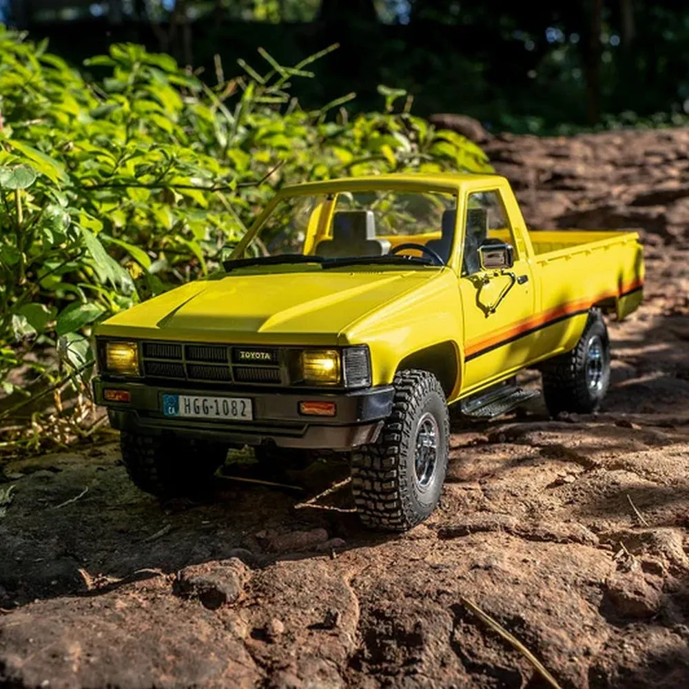 FMS (RTR) 1:18 1983 Toyota Hi-Lux 4x4 Rock Crawler w/Tx, LiPo & Charger (Yellow)