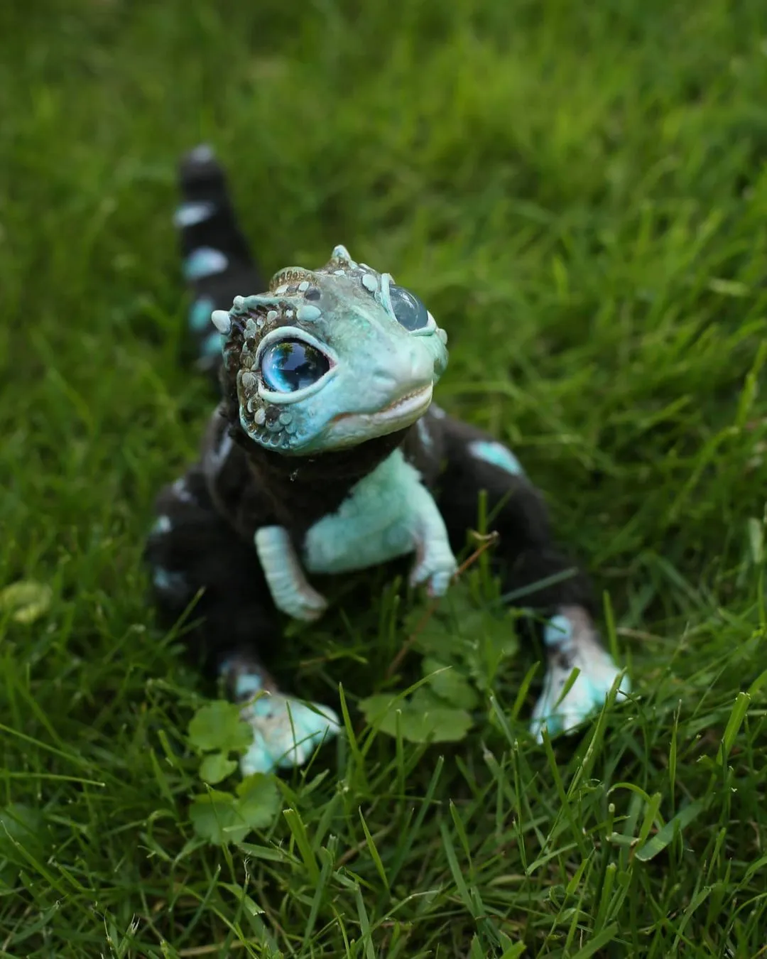 Green baby T-Rex